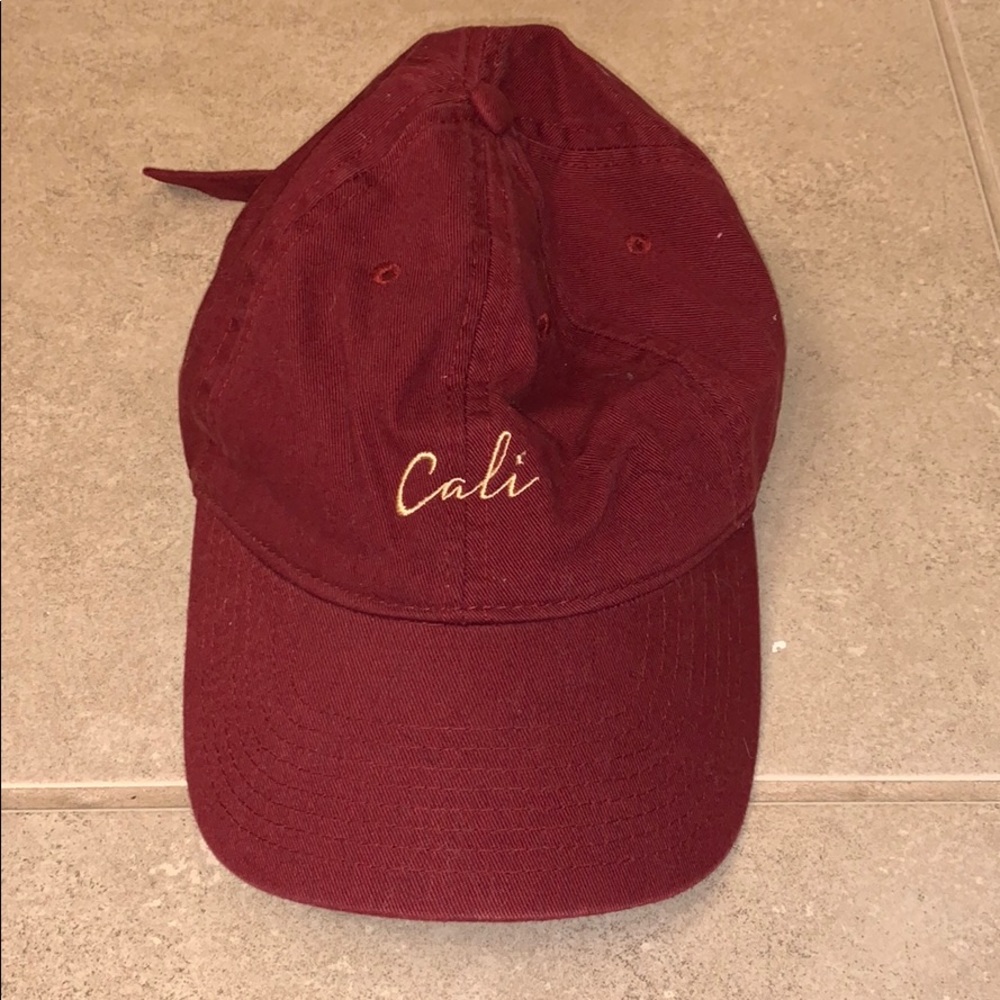 Cali Maroon Hat